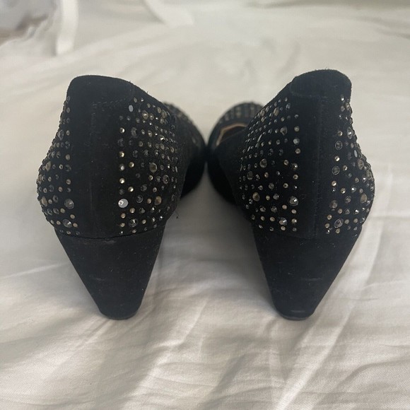 Gorgeous BCBG generation Rhinestone Wedge Heels Size 7 - Picture 3 of 6